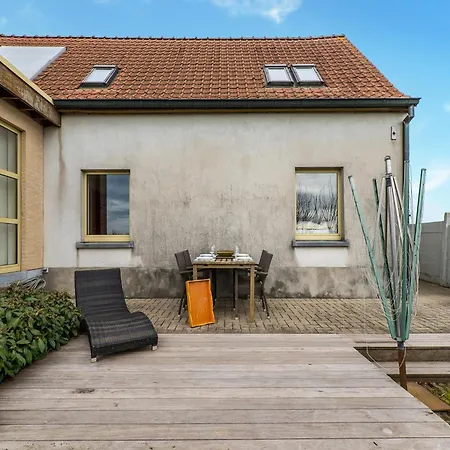 Pet-friendly Retreat, Cleaning Included *